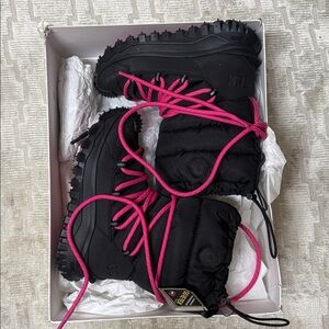 Moncler Trailgrip Après High  Boots 39